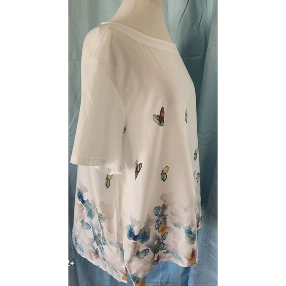 F78 Watercolor floral and butterflies plus size blouse - Picture 1 of 11
